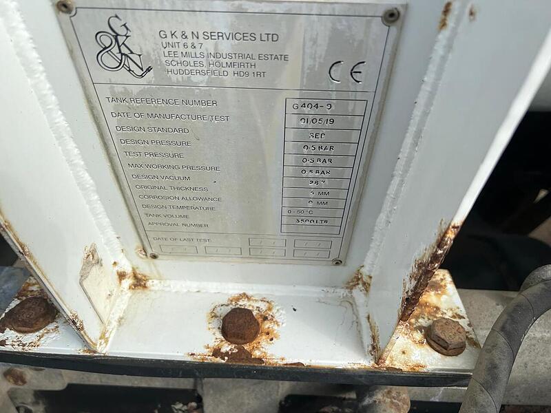 Isuzu 7.5 Ton Vacuum Tanker