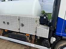 Isuzu Forward NVS 190 7.5 Ton Vacuum Tanker 
