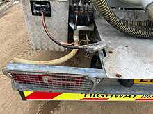 Isuzu Forward NVS 190 7.5 Ton Vacuum Tanker 