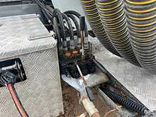 Isuzu Forward NVS 190 7.5 Ton Vacuum Tanker 