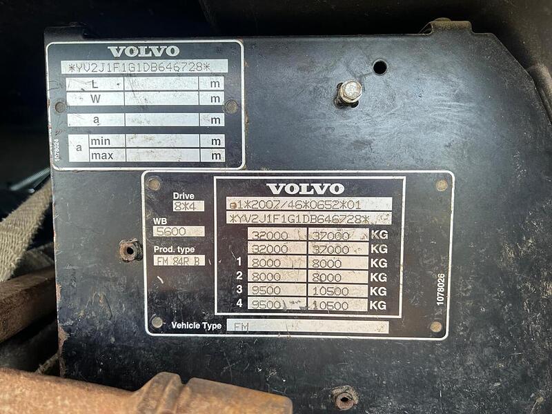 Volvo Globetrotter Bulk Blower Tipper