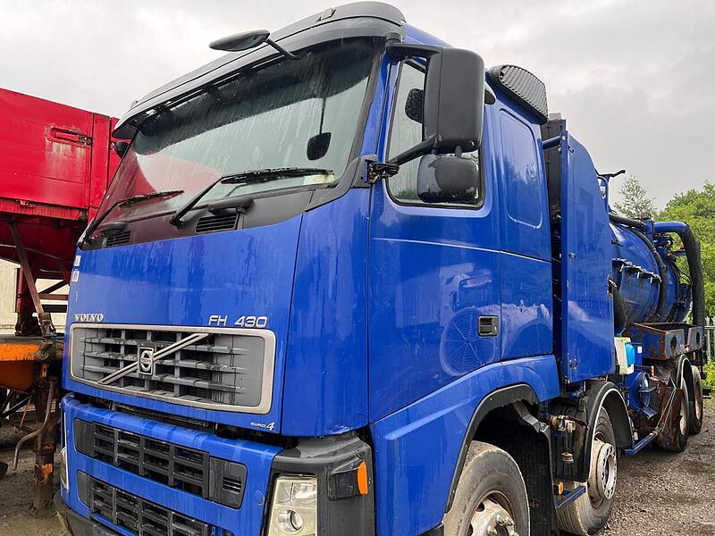 Volvo 430 Chassis Cab