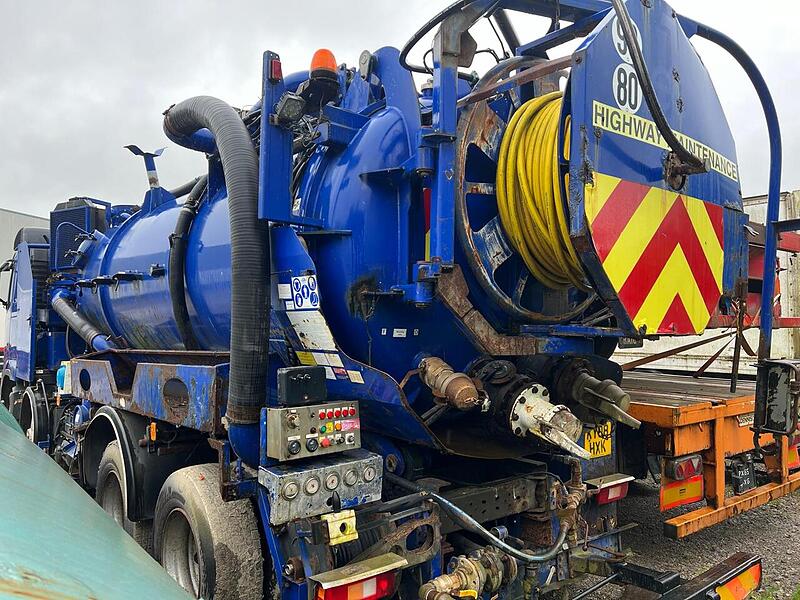 Volvo 430 Chassis Cab