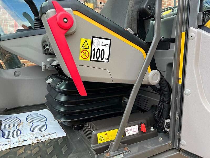 Volvo Tracked Excavators