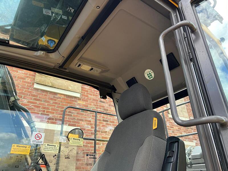 Volvo Tracked Excavators