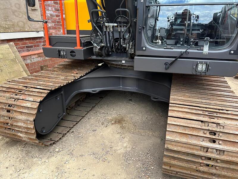 Volvo Tracked Excavators