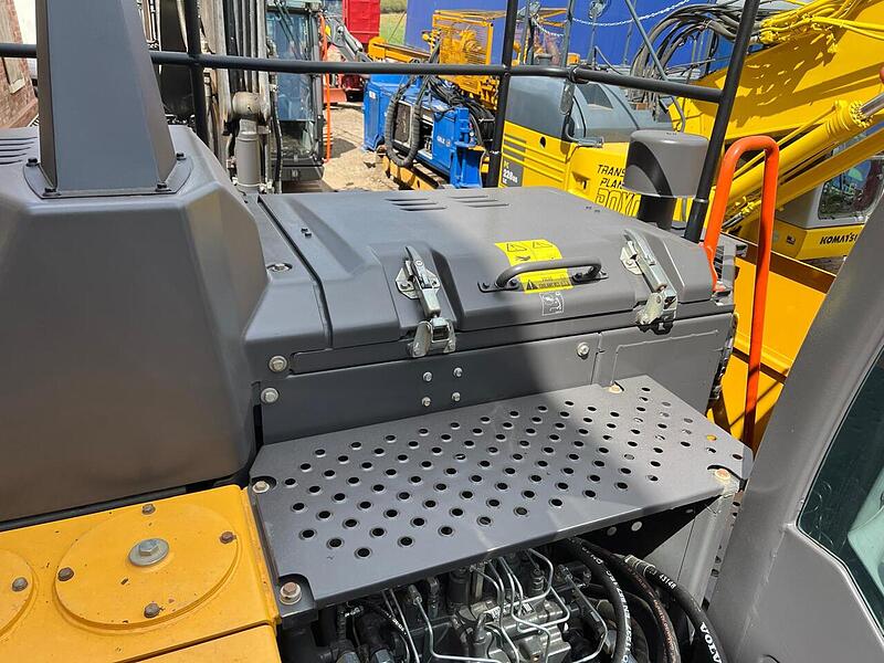 Volvo Tracked Excavators