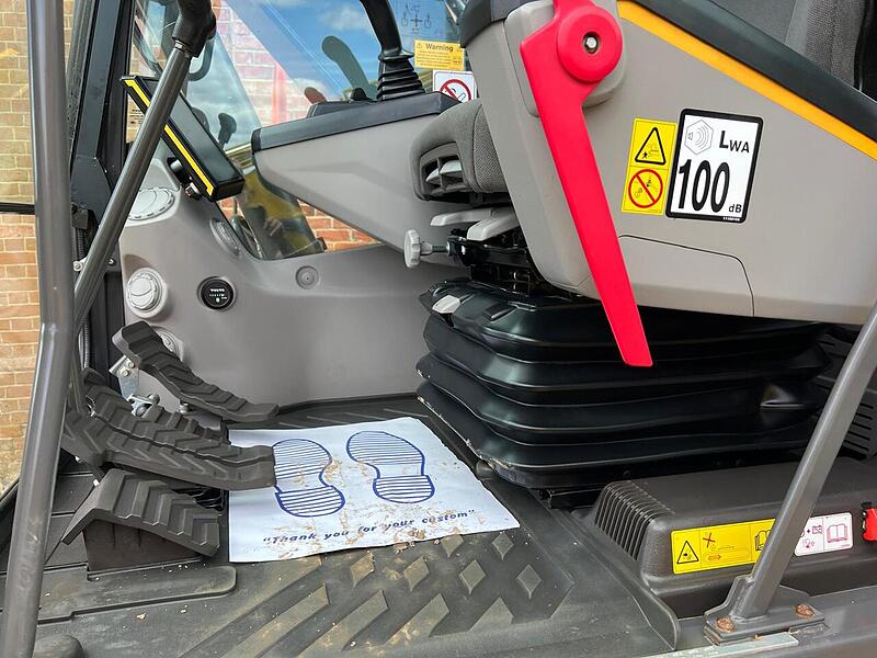 Volvo Tracked Excavators