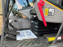 Volvo EC140 Tracked Excavators 