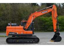 Doosan DX140 LCR-5 Tracked Excavator 