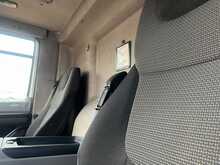 DAF CF 330 29ft Curtainsider 