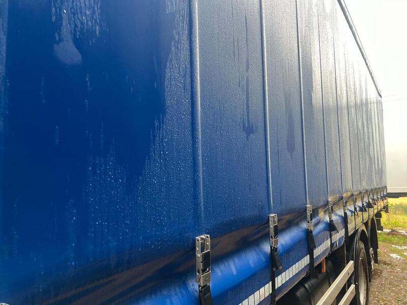 DAF 330 29ft Curtain Side 