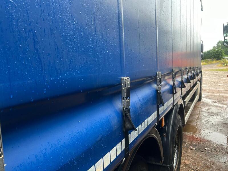 DAF 330 29ft Curtain Side 