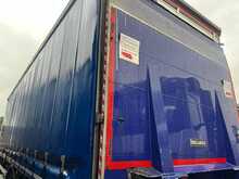 DAF CF 330 29ft Curtainsider 