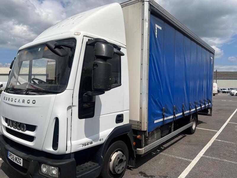Iveco 7.5 Ton Curtainside with Tail Lift