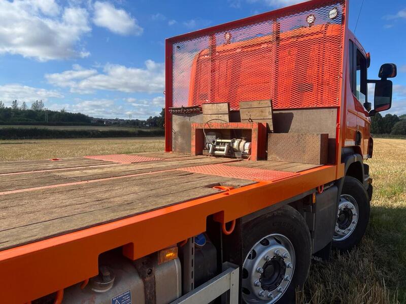 Scania Beavertail with Winch