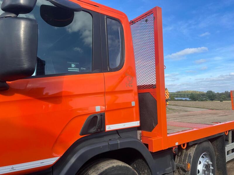 Scania Beavertail with Winch
