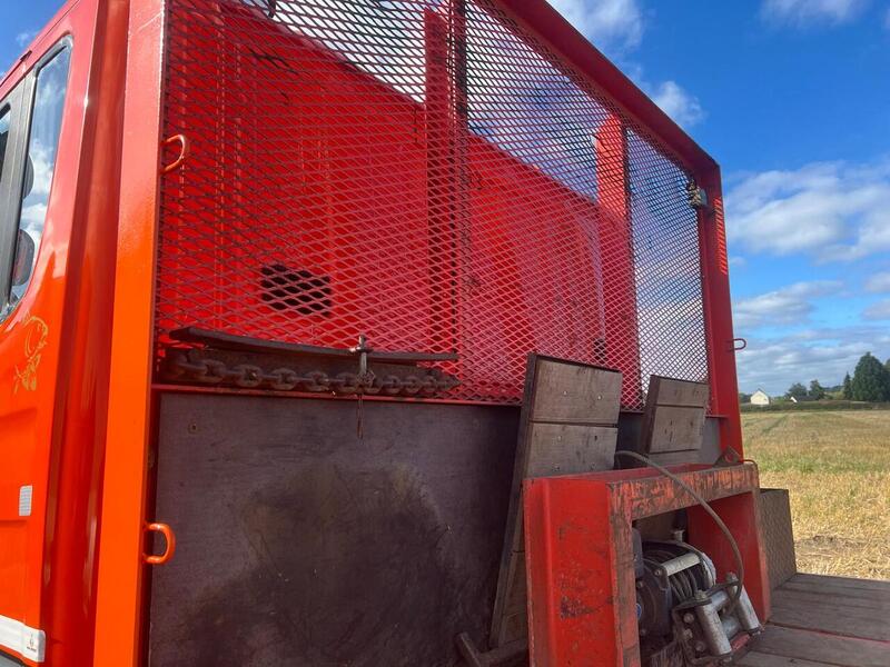 Scania Beavertail with Winch