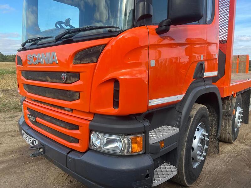 Scania Beavertail with Winch