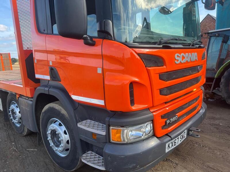 Scania Beavertail with Winch