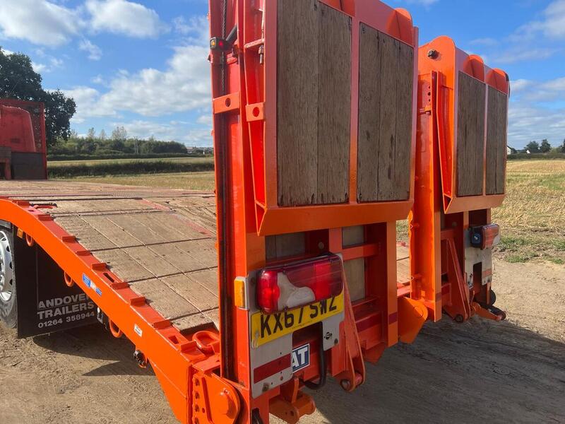 Scania Beavertail with Winch