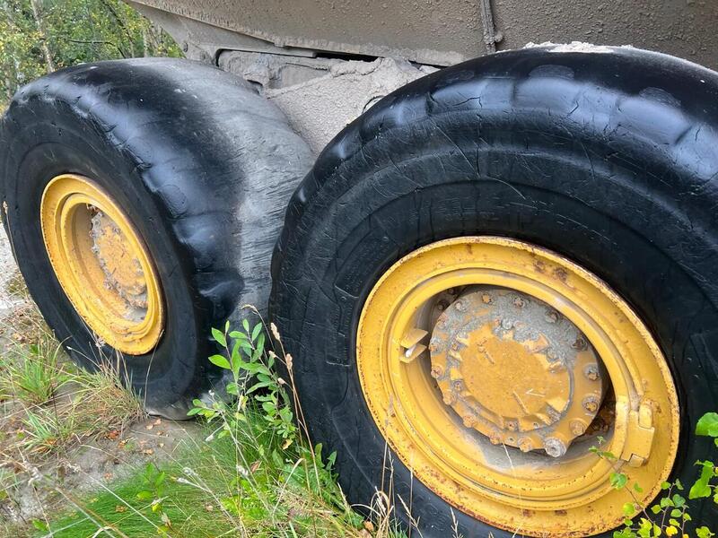 Caterpillar Dump Truck