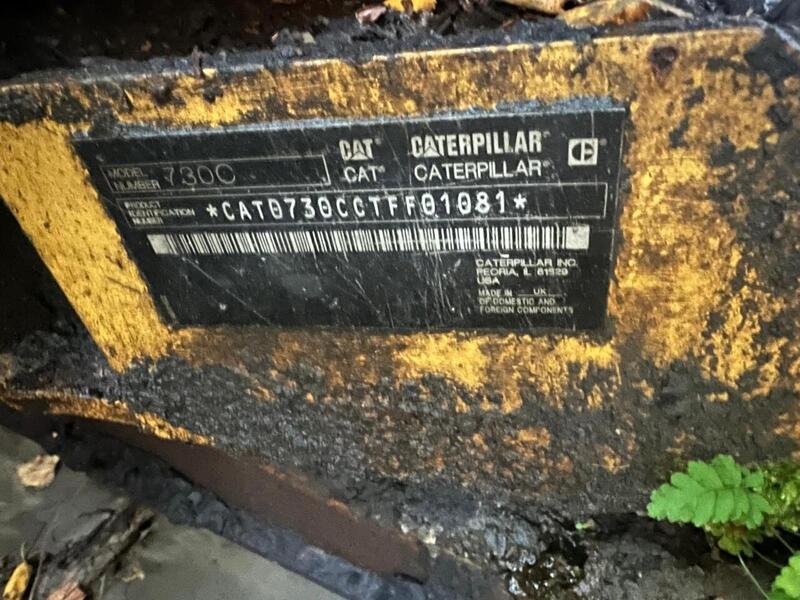 Caterpillar Dump Truck