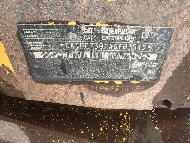 Caterpillar Big Hook Dumper With 40yrd Bin