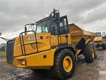 Bell B25D 6x6 Dump Truck 