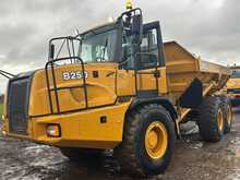 Bell B25D 6x6 Dump Truck 