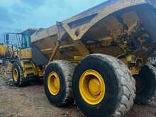 Bell B25D 6x6 Dump Truck 