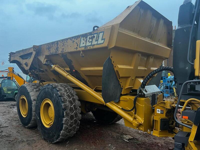 Bell 6x6 Dump Truck