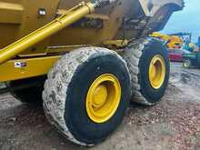 Bell B25D 6x6 Dump Truck 