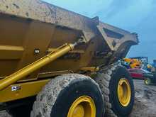 Bell B25D 6x6 Dump Truck 