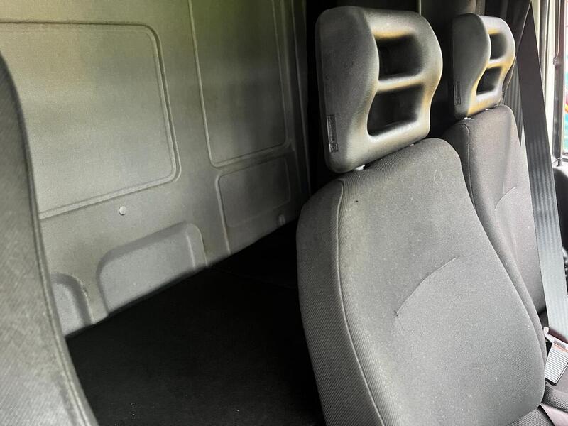 Iveco  180E250 Curtain Side