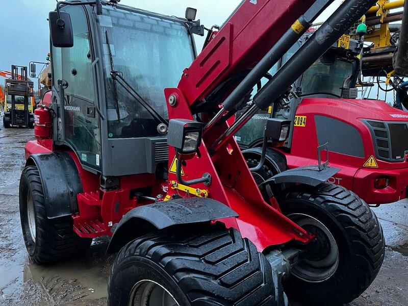 Weidemann Loader