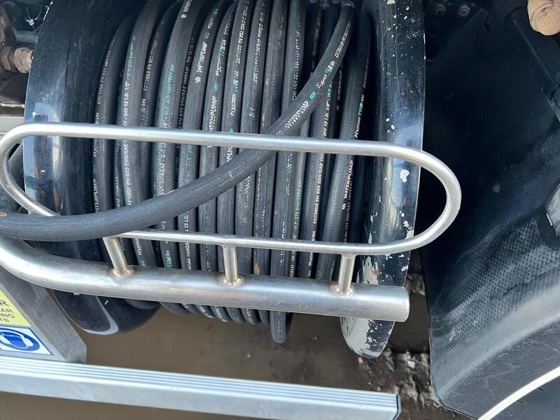 Mercedes-Benz Stainless Steel Vac Tanker