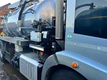 Mercedes-Benz Econic Stainless Steel Vac Tanker 