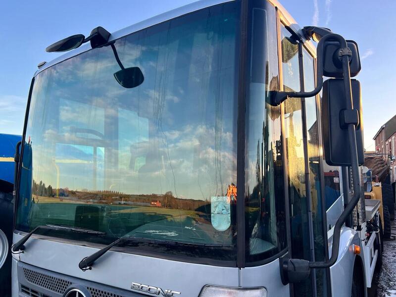 Mercedes-Benz Stainless Steel Vac Tanker