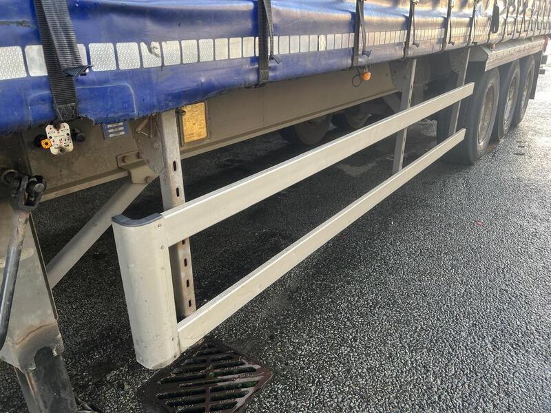Cartwright Curtain Side Trailers