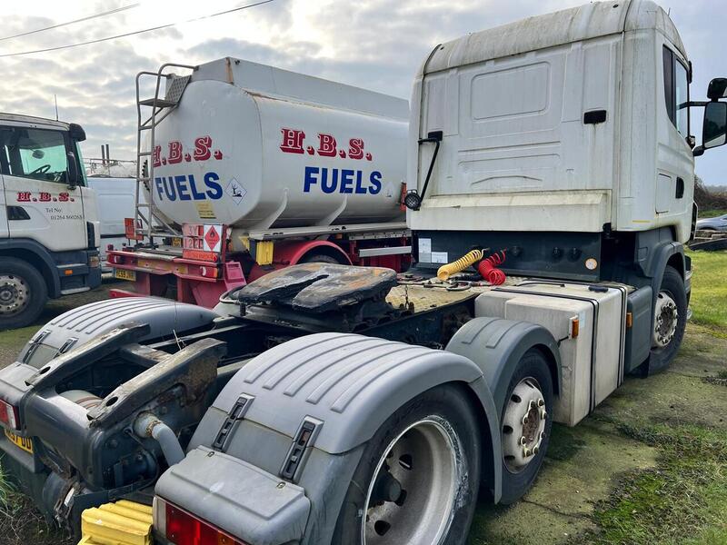 Scania Mid Lift Tractor Unit