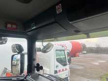 Scania R420 Mid Lift Tractor Unit 