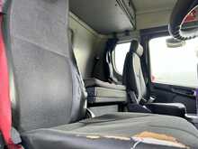 Scania R420 Mid Lift Tractor Unit 