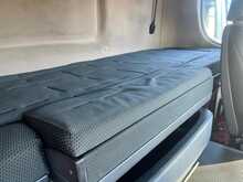 Scania P230 18 Ton Box Van 