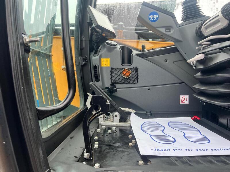 Liebherr Material Handler