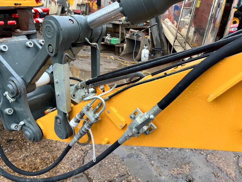 Liebherr Material Handler