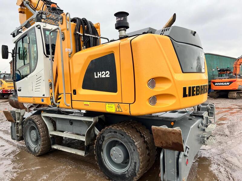 Liebherr Material Handler