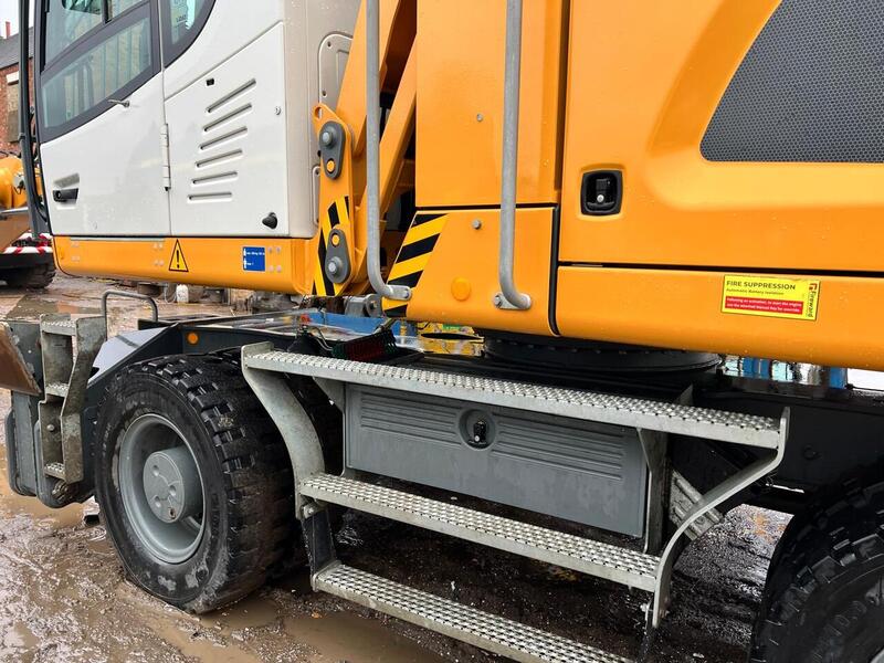Liebherr Material Handler