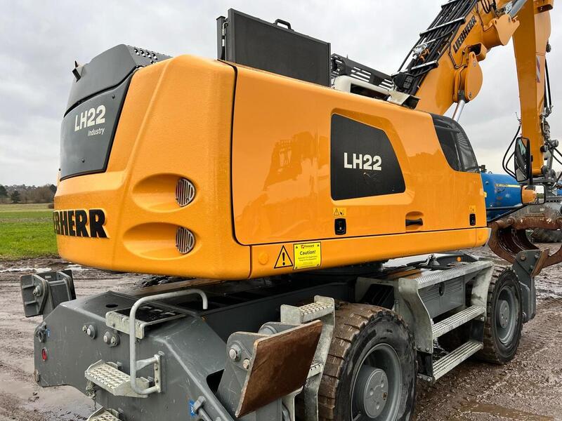 Liebherr Material Handler