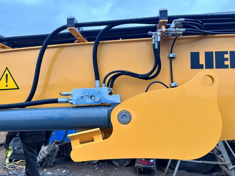 Liebherr Material Handler